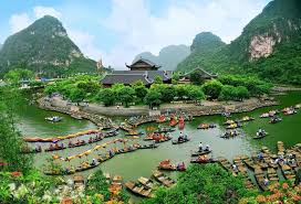 Hà Nội — Giao Thoa Truyền Thống & Hiện Đại